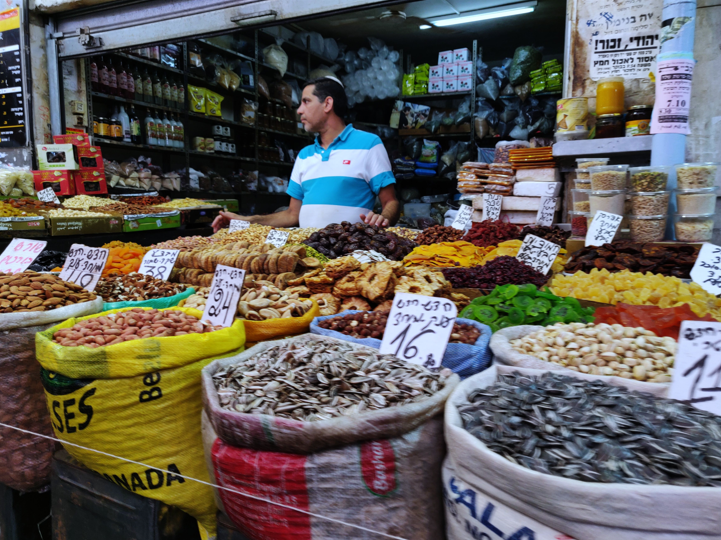 Person selling food in Israel pic