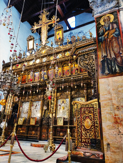 Altar inside a church pic