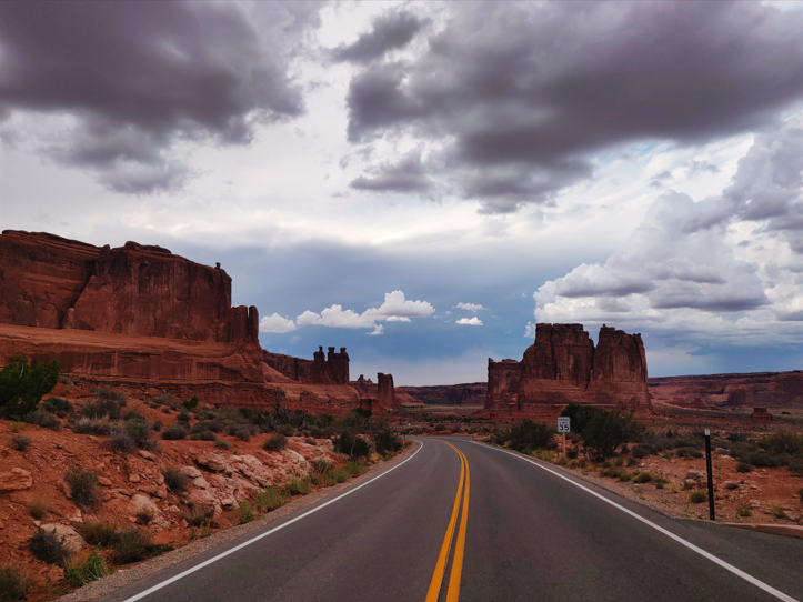 Rock formations near the road pic